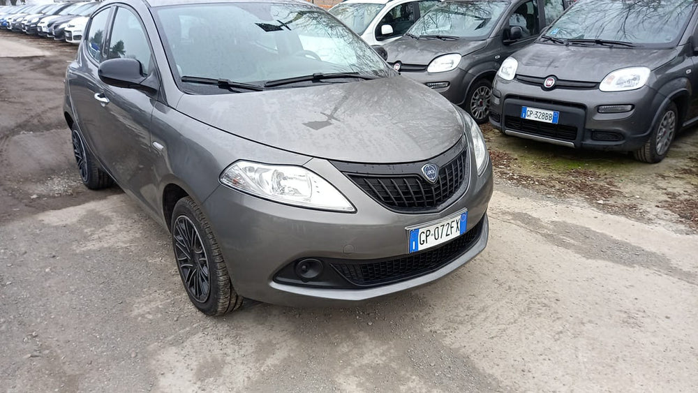LANCIA YPSILON 1.0 FIREFLY HYBRID SILVER PLUS S&S 70 CV