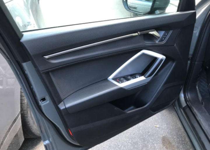 Audi Q3 35 2.0 tdi Business s-tronic Sequential Diesel.       Anno 11/2022 km100705