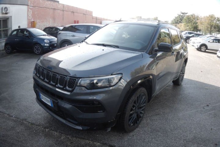 Jeep Compass 1.3 turbo t4 phev S 4xe auto Automatic PHEV Petrol
(180cv), 84296 km,