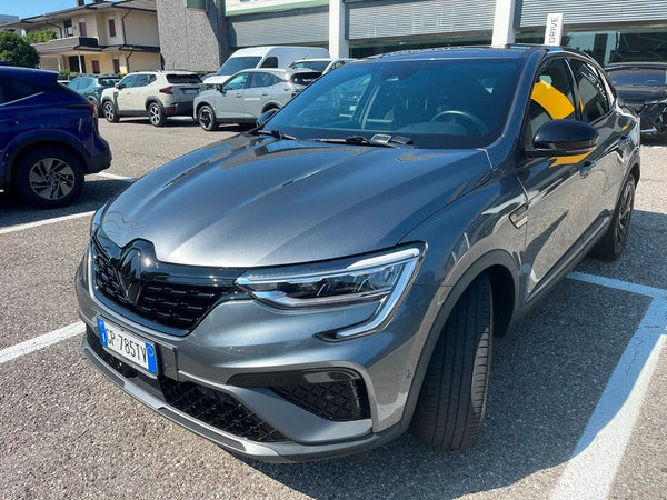 RENAULT ARKANA E-TECH FULL HYBRID 145 E-TECH ENGINEERED