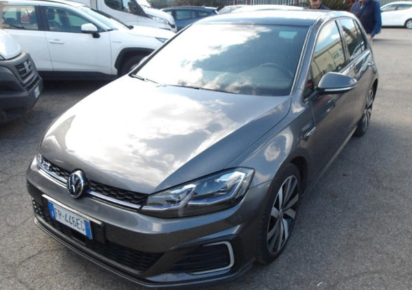 Volkswagen Golf 5p 1.4 tsi Gte plug in Hybrid dsg Sequential Hybrid km 89.773.  Anno 03/2018.      Prezzo 13.900