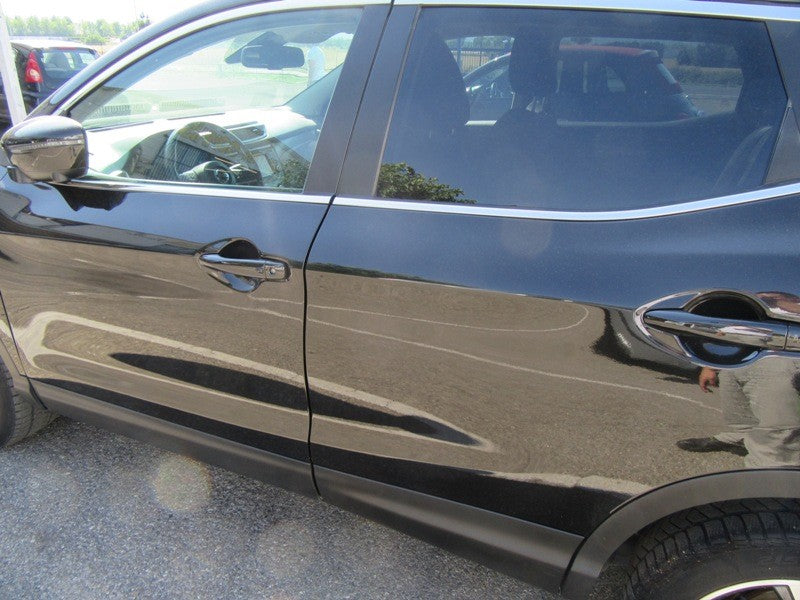 NISSAN Qashqai 1.6 dCi N-Connecta 130 CV - Nero Metalizzato
