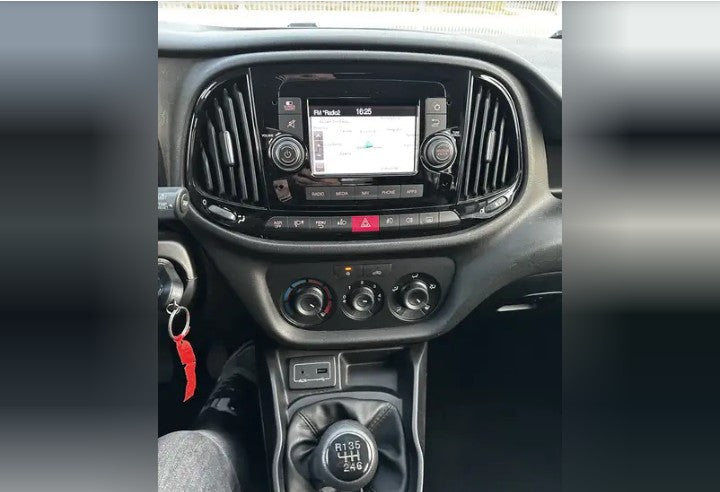 Fiat Doblò Cargo combi N1 1.3 mjt 16v 95cv E6 Manual Diesel          anno 11/2018. € 3900
