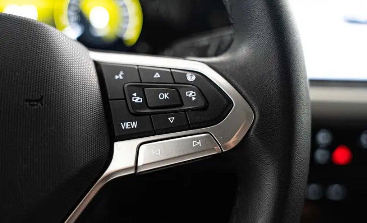 Volkswagen Golf 1.0 etsi evo Life 110cv dsg Sequential Hybrid
(110PS), Hybrid, , 98933 km, 02/03/2023 
Prezzo 13900