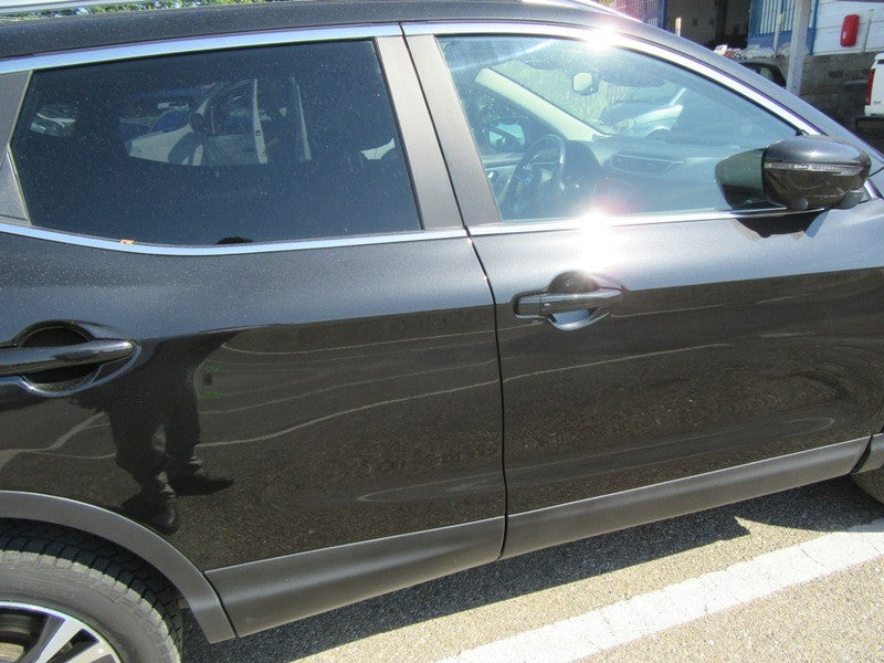 NISSAN Qashqai 1.6 dCi N-Connecta 130 CV - Nero Metalizzato