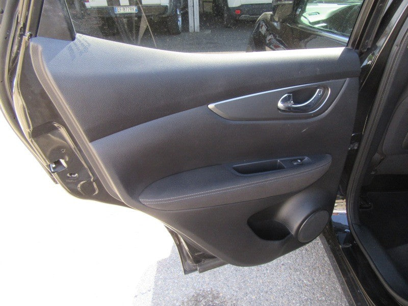 NISSAN Qashqai 1.6 dCi N-Connecta 130 CV - Nero Metalizzato