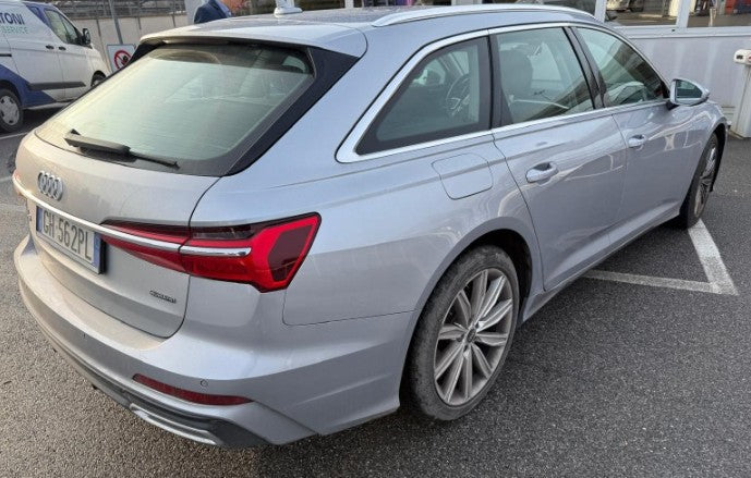 Audi A6 Avant 40 2.0 tdi mhev Business Sport quattro ultra s-tronic Sequential Hybrid
(204PS), Hybrid, , 67689 km, 06/12/2021 €24.900