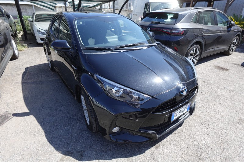 TOYOTA YARIS 1.5 HYBRID BUSINESS e-CVT