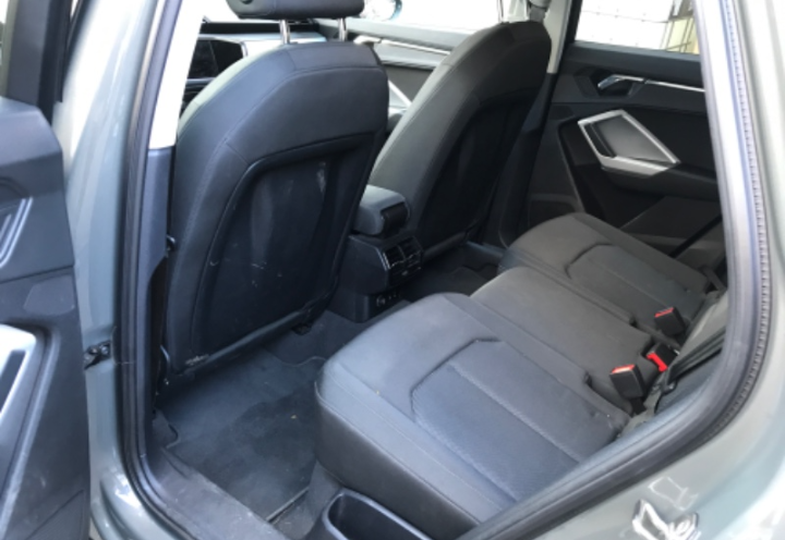 Audi Q3 35 2.0 tdi Business s-tronic Sequential Diesel.       Anno 11/2022 km100705