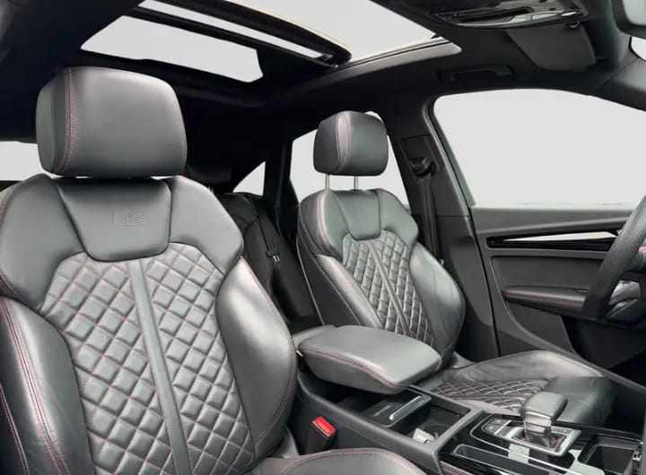 Audi Q5 Sportback 40 2.0 TDI MHEV 12V s-line S- tronic Hybrid – 204 CV                  anno 07/2022. Prezzo 30.900