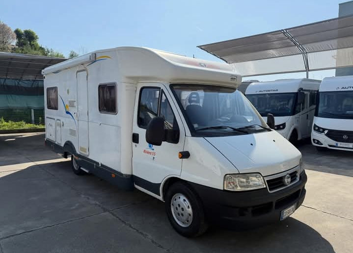 ❌. Venduto ❌Ci International riviera 55p anno 2003 km 130000.         Prezzo 14.900