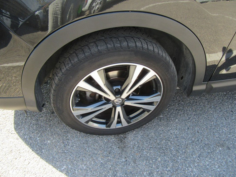 NISSAN Qashqai 1.6 dCi N-Connecta 130 CV - Nero Metalizzato