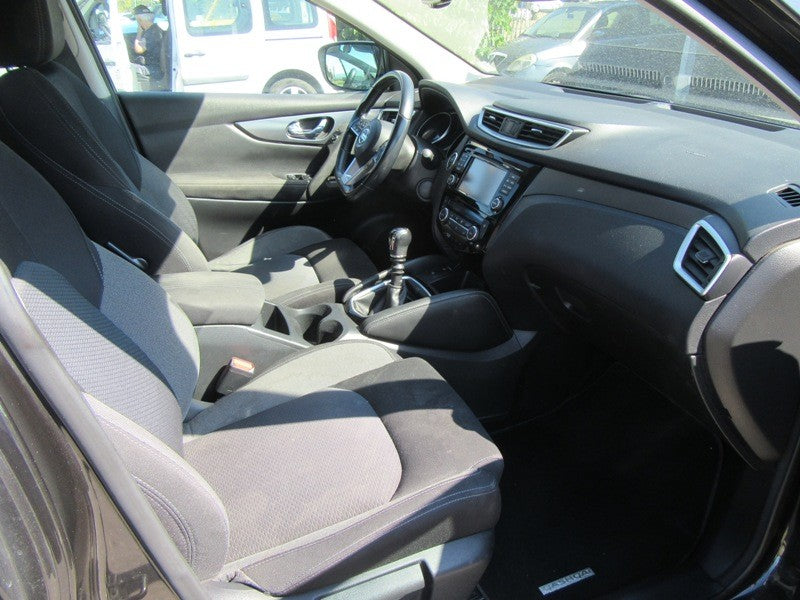 NISSAN Qashqai 1.6 dCi N-Connecta 130 CV - Nero Metalizzato