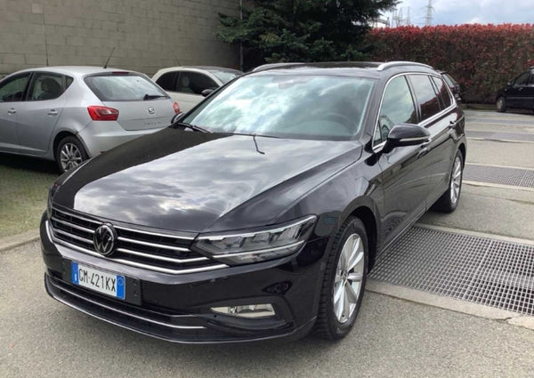 Volkswagen Passat Var. 2.0TDI SCR EVO 150 CV Business DSG Sequential Diesel - anno 2022 € 13900