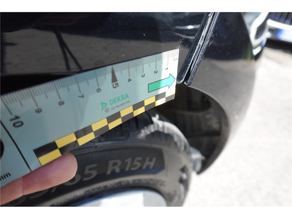 TOYOTA YARIS 1.5 HYBRID BUSINESS e-CVT