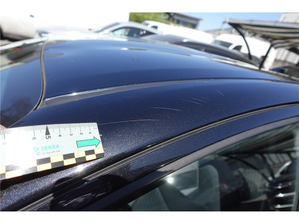 TOYOTA YARIS 1.5 HYBRID BUSINESS e-CVT
