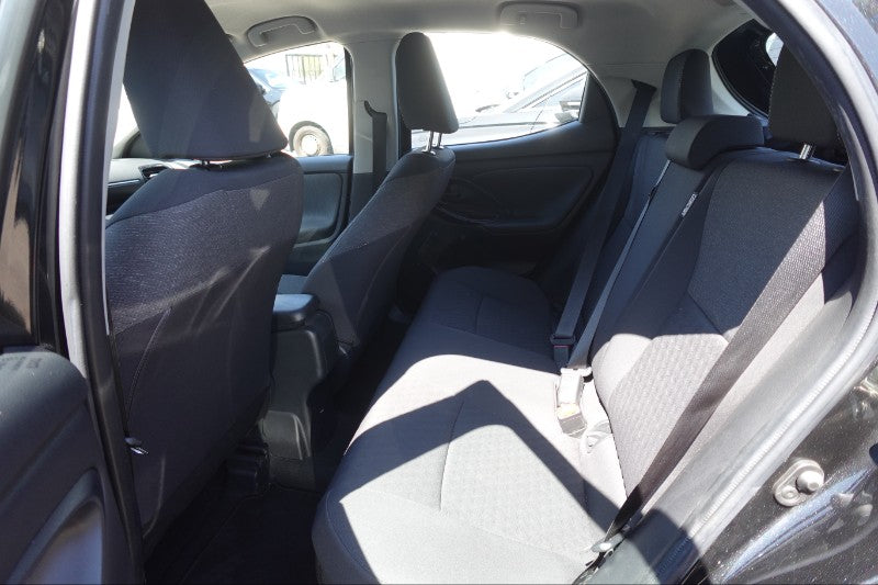 TOYOTA YARIS 1.5 HYBRID BUSINESS e-CVT
