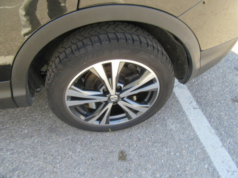 NISSAN Qashqai 1.6 dCi N-Connecta 130 CV - Nero Metalizzato