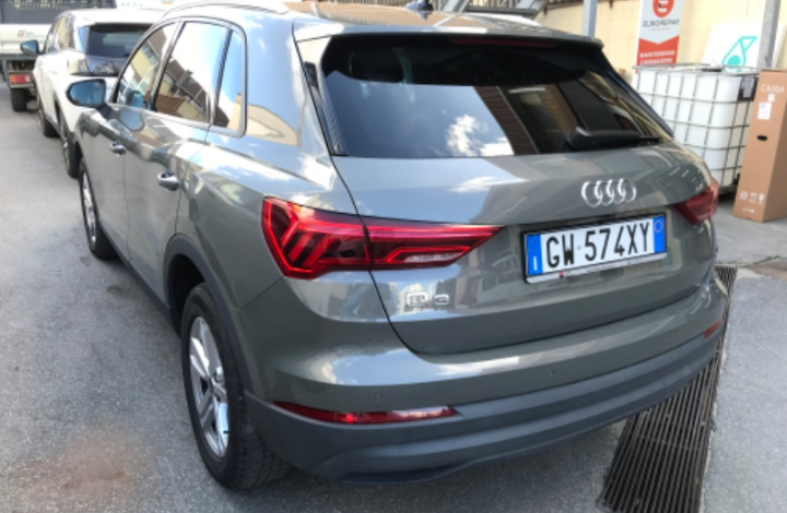 Audi Q3 35 2.0 tdi Business s-tronic Sequential Diesel.       Anno 11/2022 km100705